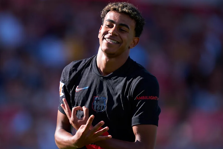 स्पेनिस ला लिगा: बार्सिलोनाको जितमा यमलको २ गोल