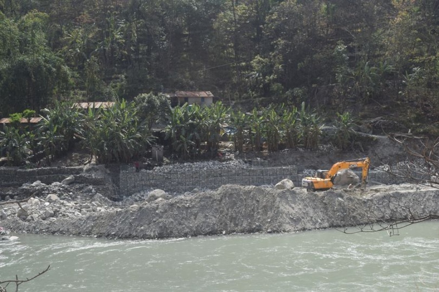 कालीगण्डकीको बाढीबाट बस्ती जोगाउन तटबन्ध