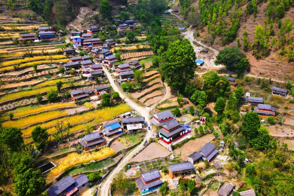 गलकोटका सबै बस्तीमा पुग्यो सडक, नयाँ ट्र्याक खोल्न बन्द