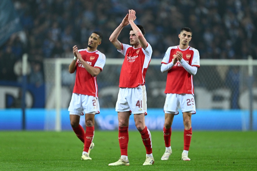 युरोपेली च्याम्पियन्स लिग: पोर्टोसँग आर्सनल पराजित