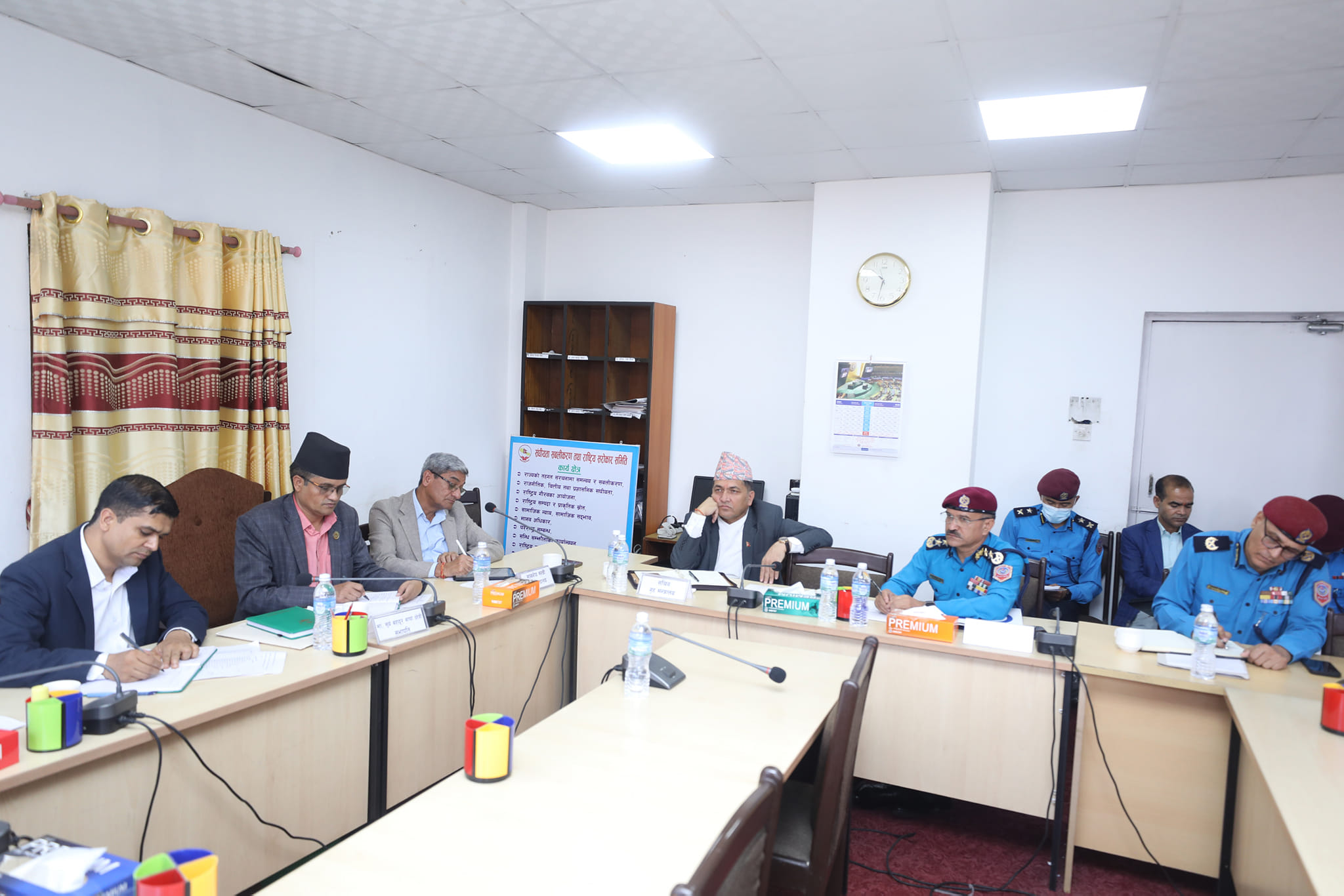 सहकारी ठगीमा फरार रहेकालाई सम्पर्कमा ल्याउन गृहमन्त्रीलाई छानबिन विशेष समिति निर्देशन