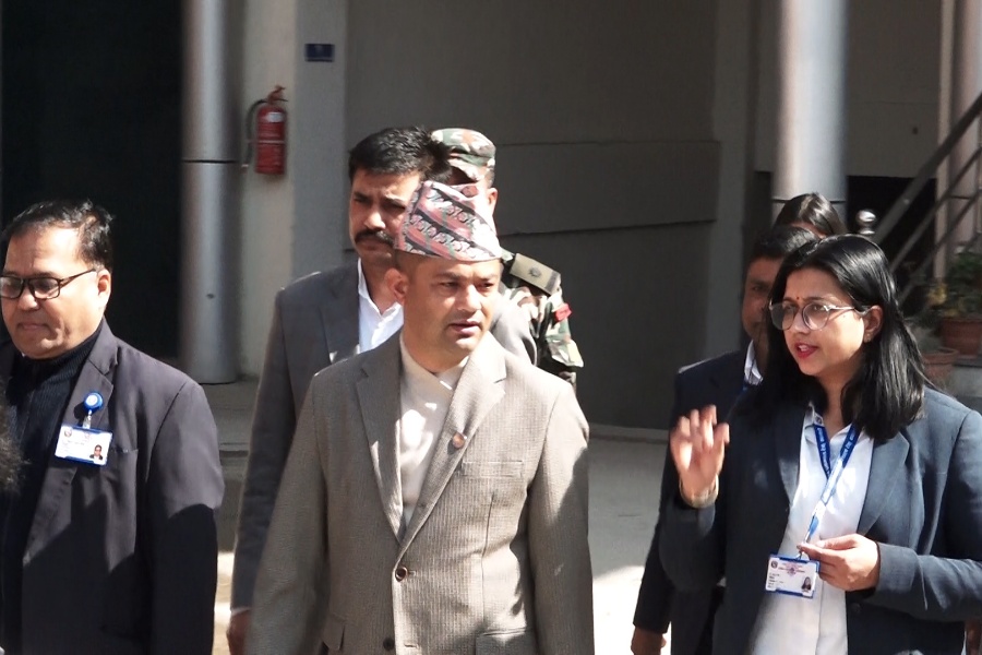 खरिद प्रक्रिया पारदर्शी बनाउन स्वास्थ्यमन्त्री गिरीको निर्देशन