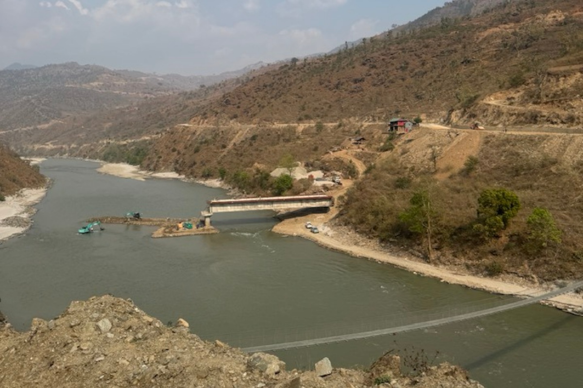 हाक्पाराघाट पुल पाँच वर्षदेखि अलपत्र: निर्माण अघि बढाउन जनप्रतिनिधिको ताकेता