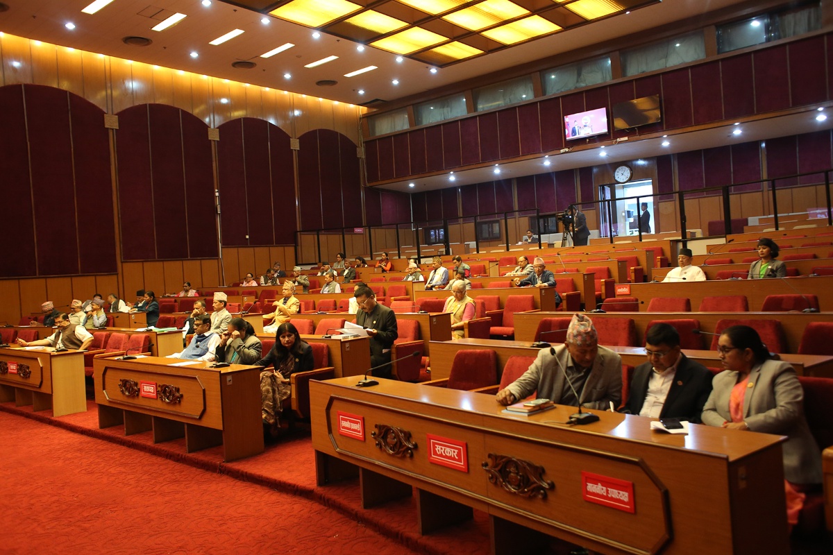 विषादीयुक्त फलफूल तथा तरकारीको बिक्री नियन्त्रण गर्न सरकारको ध्यानाकर्षण