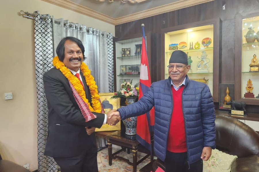 प्रचण्ड र गृहमन्त्रीसँग सीके राउतको भेटवार्ता