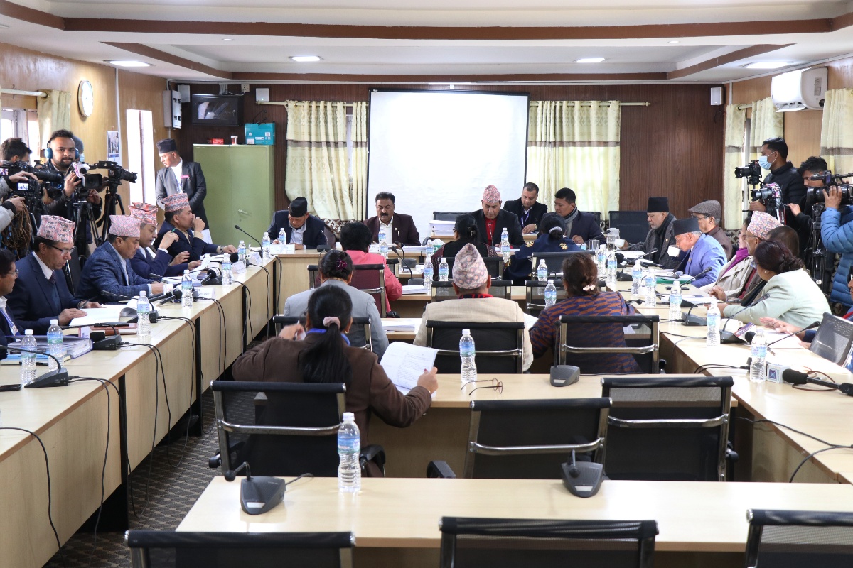 संसदीय समितिले थाल्यो निजामती विधेयकका संशोधनकर्तासँग छलफल