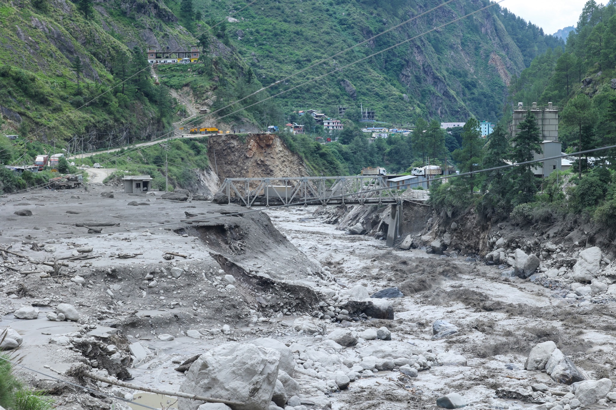 रसुवा बाढी अपडेट : ९ शव फेला, १९ जना अझै सम्पर्कविहीन