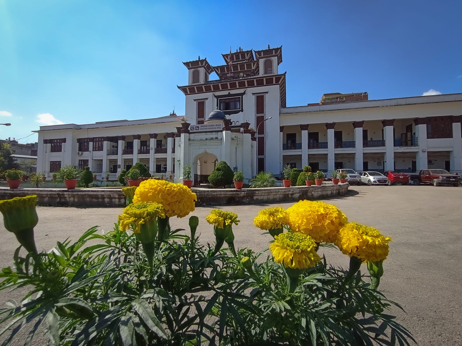 उम्मेदवारलाई लाञ्छना लगाउने फेसबुक पेज र ग्रुप हटाउन आयोगको निर्देशन