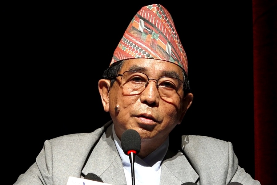 वार्तामार्फत निकास खोज्न शिक्षकहरूलाई शिक्षामन्त्रीको आह्वान