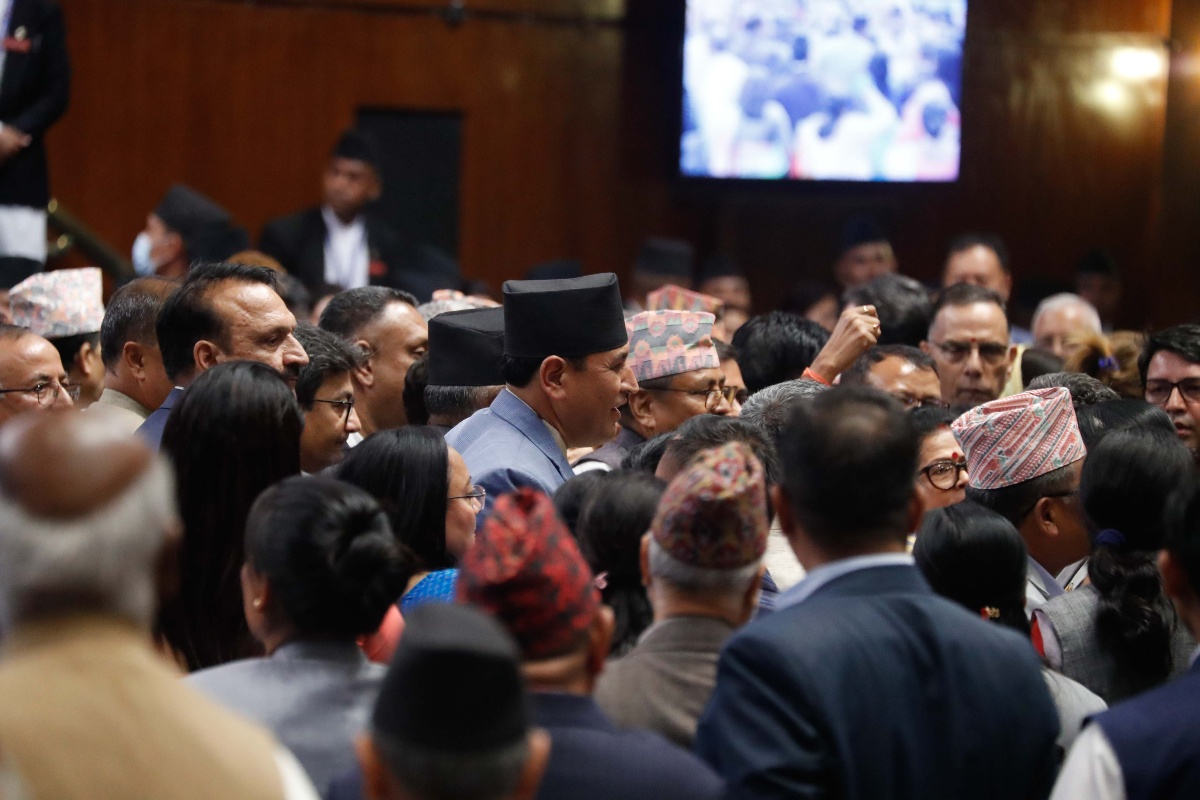 कांग्रेसको नाराबाजीपछि प्रतिनिधिसभाको बैठक स्थगित