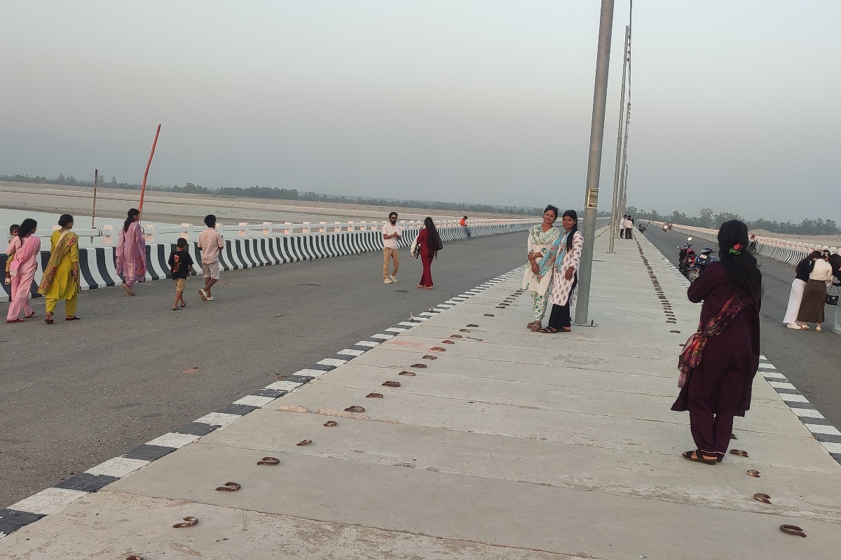 महाकालीमा निर्मित चार लेनको पुल पर्यटकको रोजाइमा