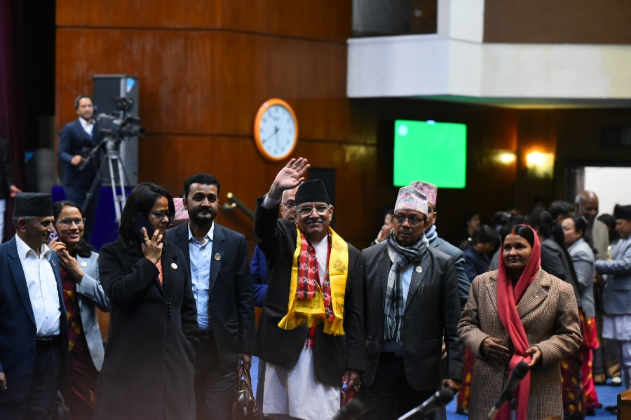 मन्त्रिपरिषद्लाई पूर्णता दिन मंगलबार गठबन्धनमा छलफल गर्दै प्रधानमन्त्री