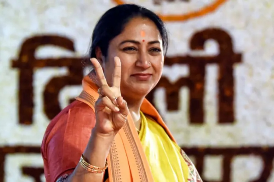 दिल्लीको मुख्यमन्त्रीमा रेखा गुप्ता, केजरीवालले दिए बधाई