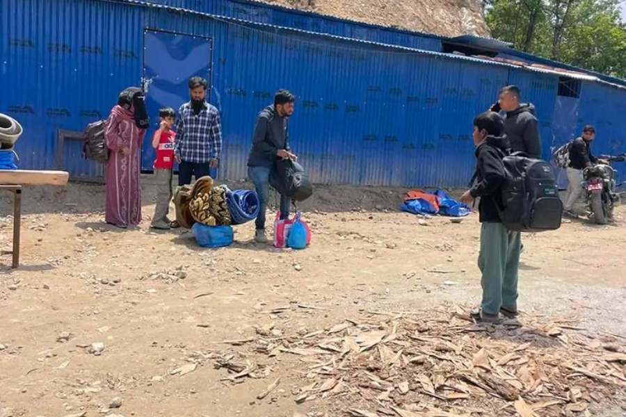 काभ्रेबाट ४९ रोहिंग्या शरणार्थीलाई काठमाडौँ फर्काइयो