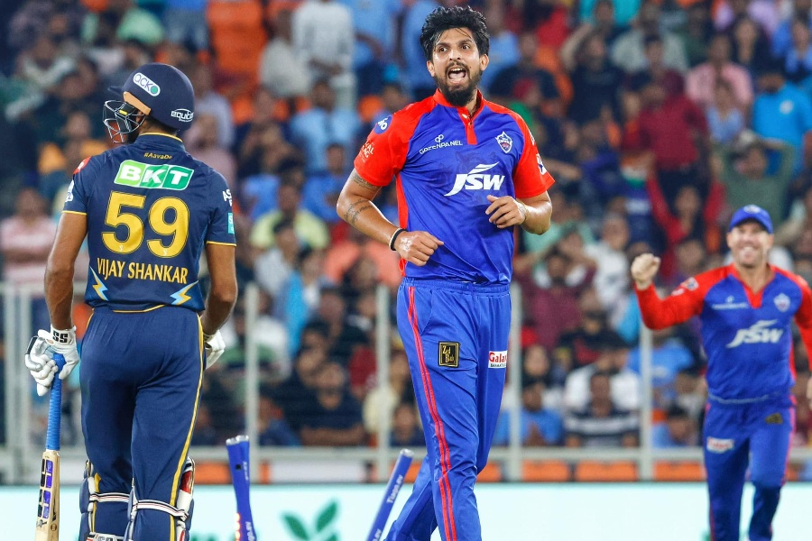 दिल्लीद्वारा गुजरात ५ रनले पराजित 