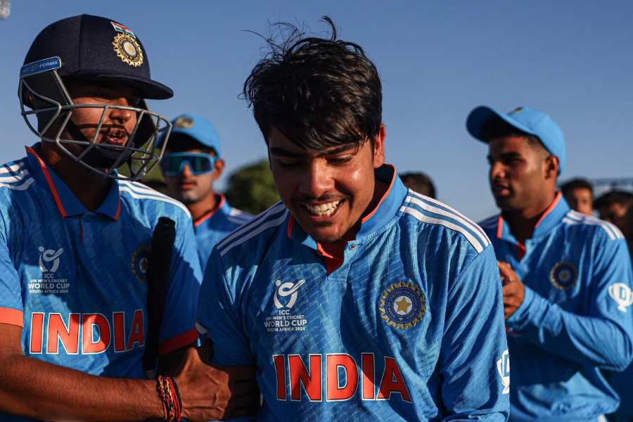 भारत यू१९ विश्वकपको फाइनलमा, दक्षिण अफ्रिका २ विकेटले पराजित