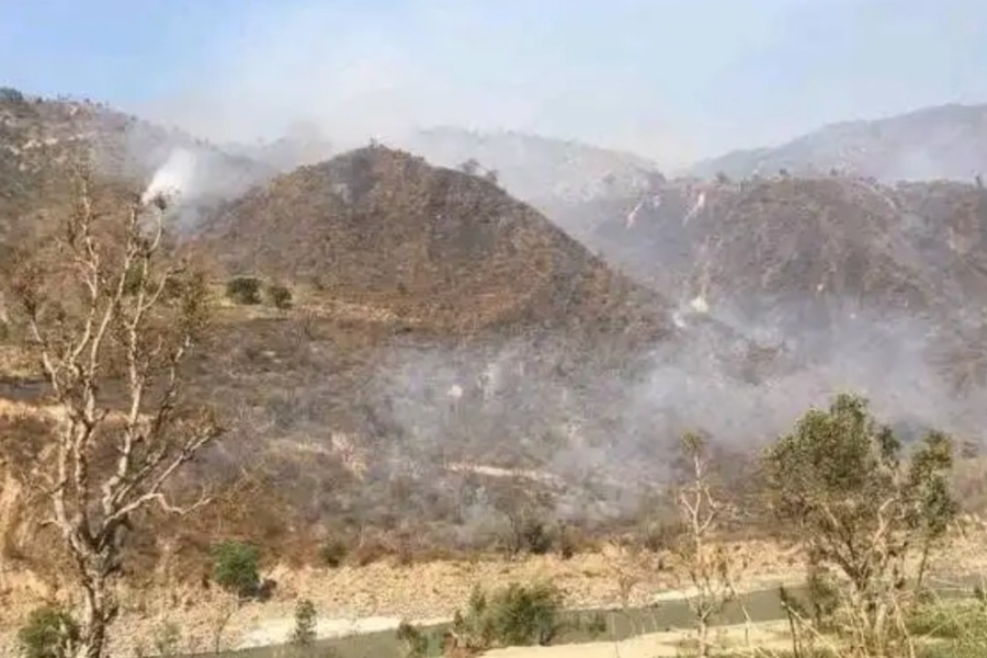 रामपुरमा आगलागी, ५ घर–गोठ जले