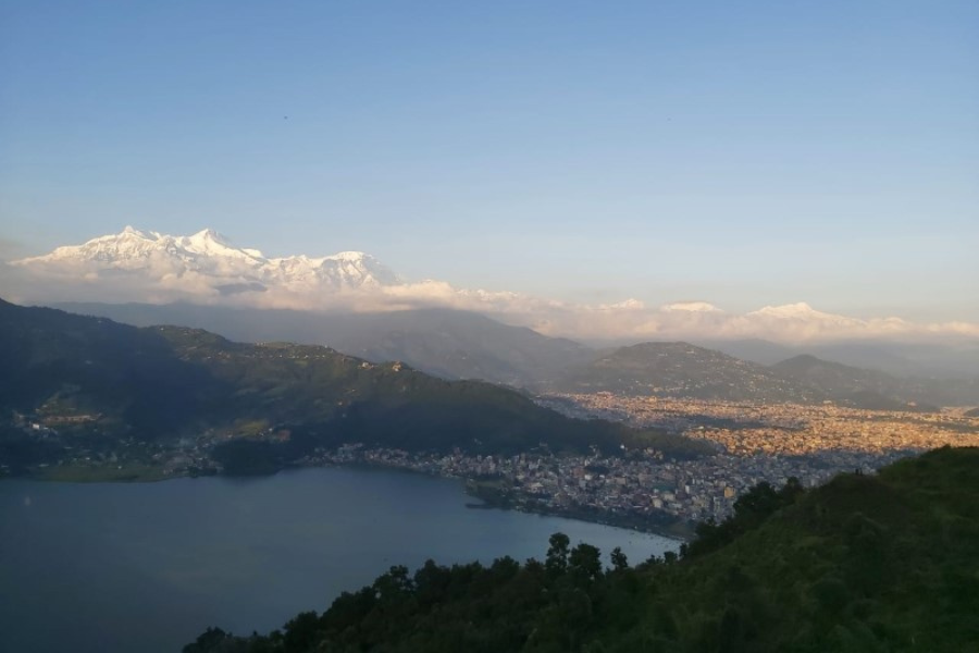 विमान दुर्घटनापछि खस्कियो पोखराको पर्यटन, सुरक्षाको सन्देश दिन ल्याइँदैछ विदेशी पर्यटन व्यवसायी