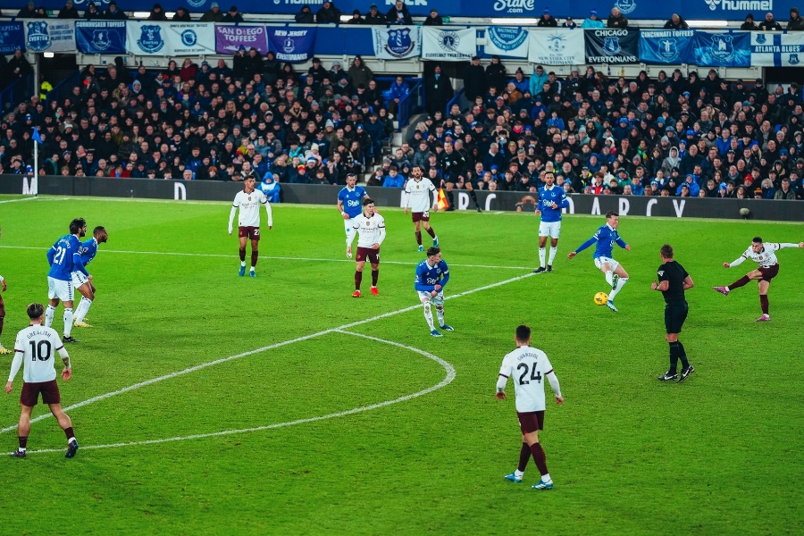 एभर्टनलाई हराउँदै म्यानचेस्टर सिटी चौथो स्थानमा