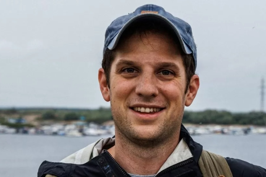 रुसी नियन्त्रणमा रहेका अमेरिकी पत्रकारलाई रिहा गर्न विदेशमन्त्री ब्लिनकेनको माग