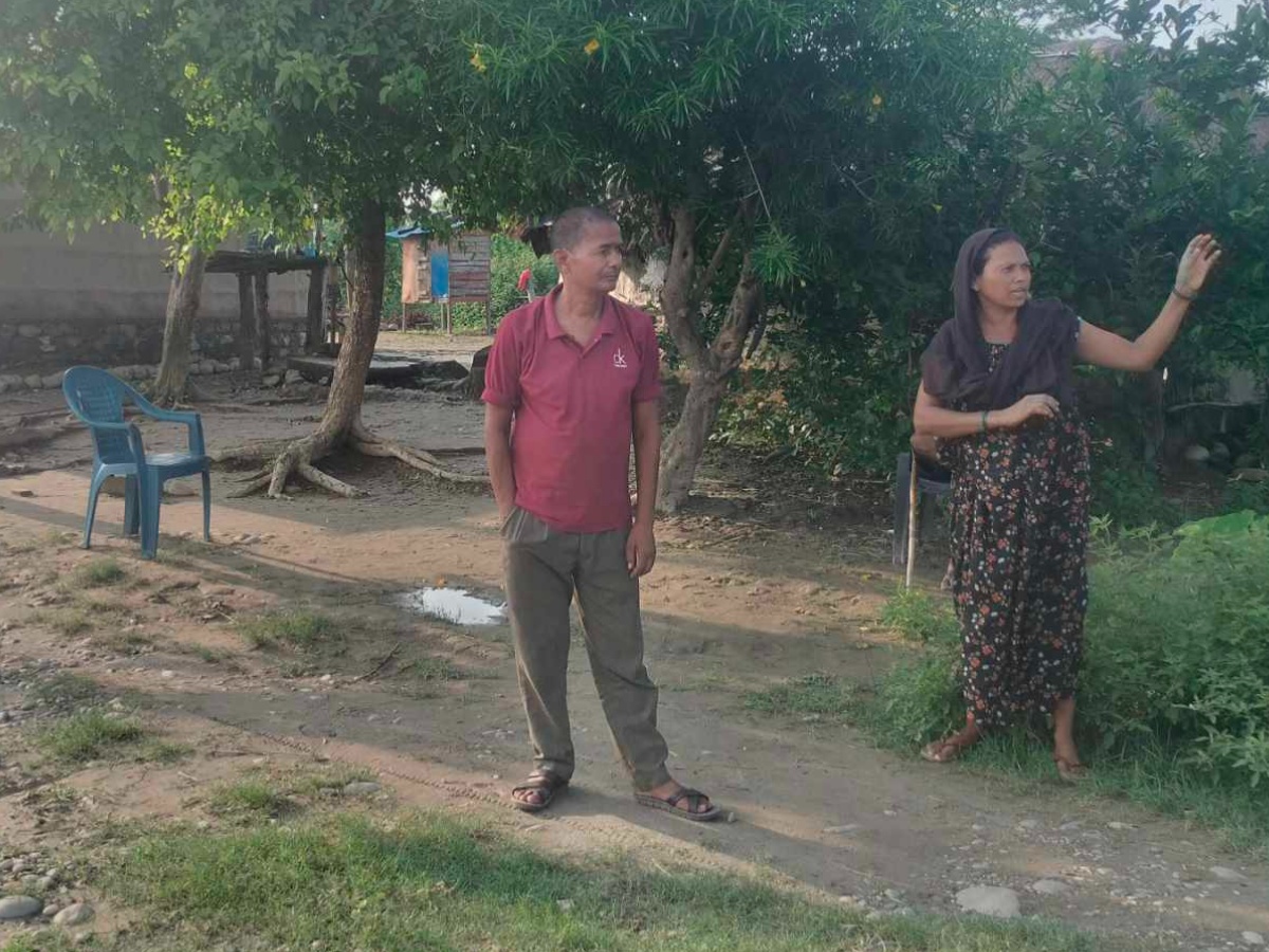 बाढीको त्रासले विद्यालयमा रात कटाउन बाध्य छन् पटराखल्लावासी