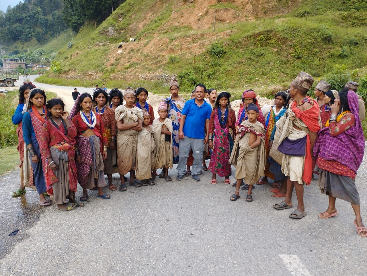 राउटे बस्तीमा दशैँको चटारो