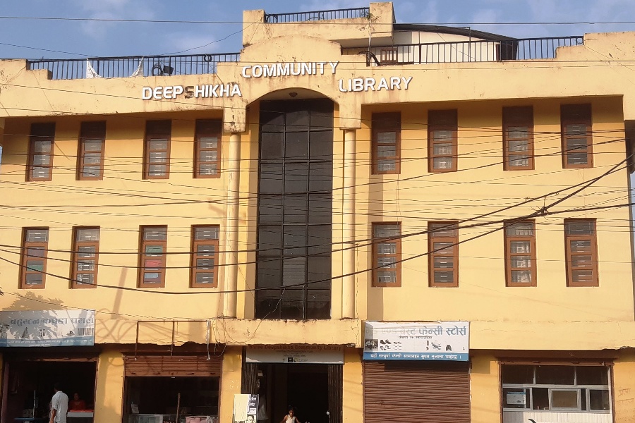 सामाजिक सचेतना र जागरणको सेतु बन्दै पुस्तकालय