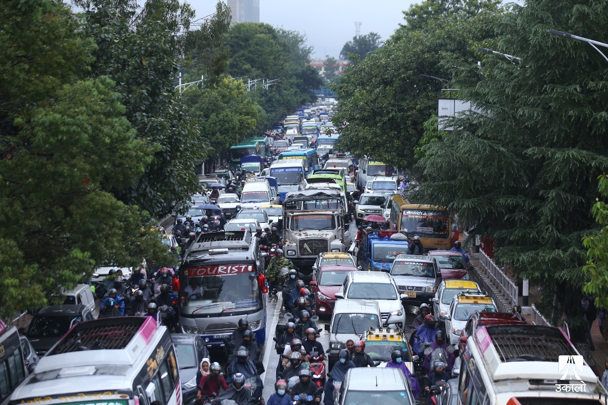 सुन्धारा-रत्नपार्क-भद्रकाली क्षेत्र जामले अस्तव्यस्त (तस्वीरहरू)