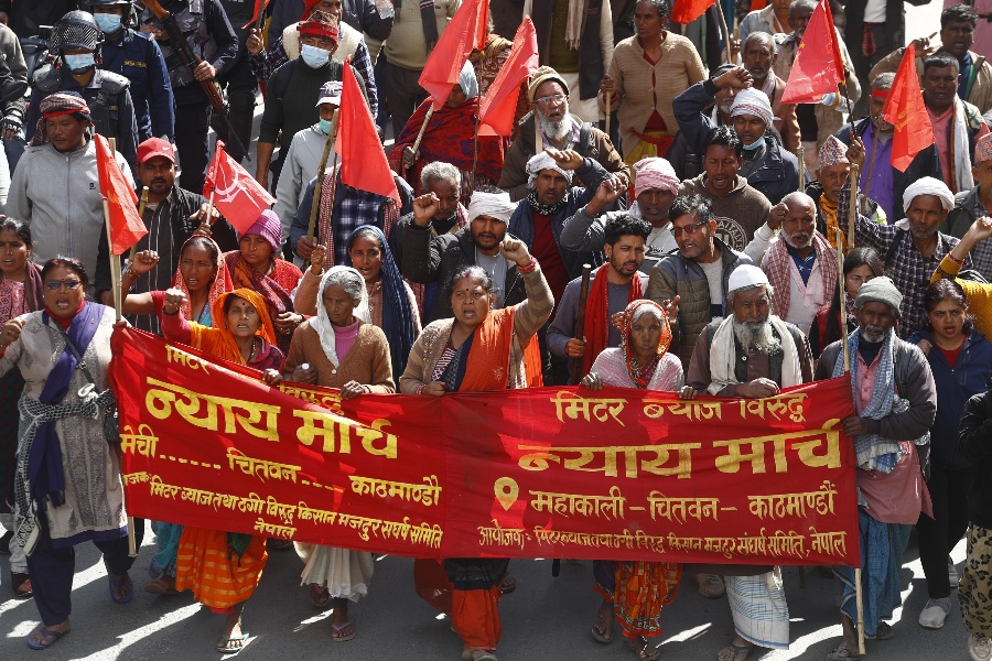 काठमाडौँमा मिटरब्याजी पीडितको न्याय मार्च [तस्वीरहरू]
