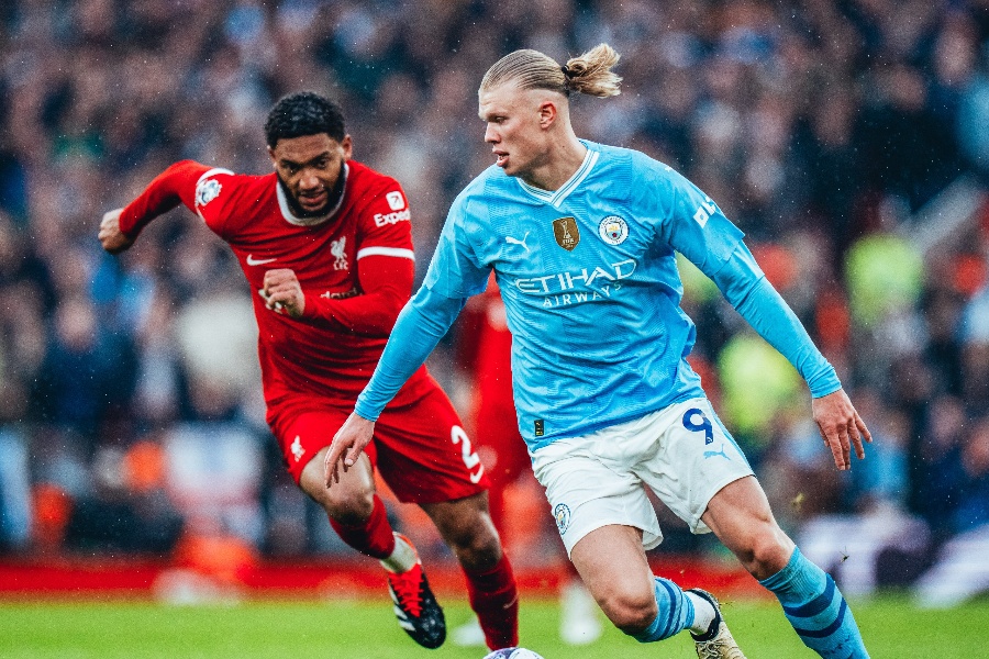 इंग्लिस प्रिमियर लिग: लिभरपुल र म्यान्चेस्टर सिटीको बराबरी