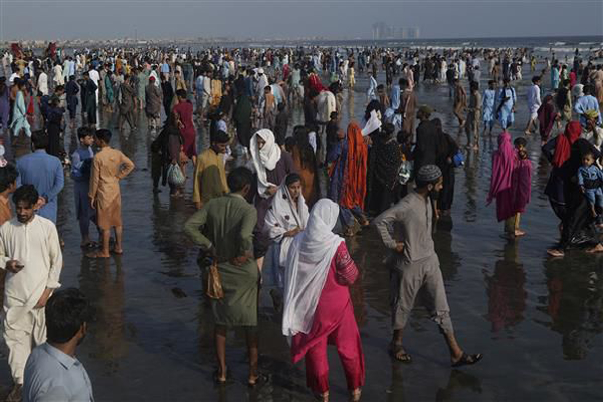 पाकिस्तानमा लुटपाट: १९ जनाको मृत्यु, ५५ घाइते