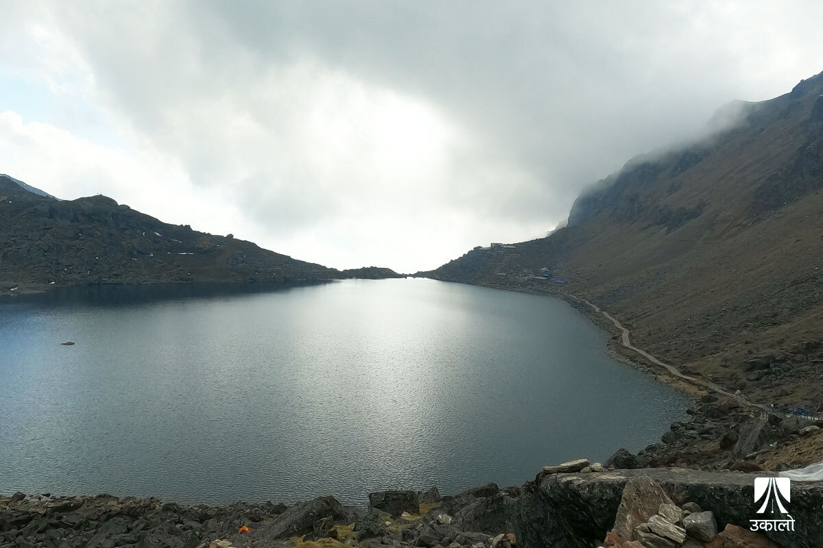 गोसाईंकुण्डमा शुरू भयो १० दिने मेला