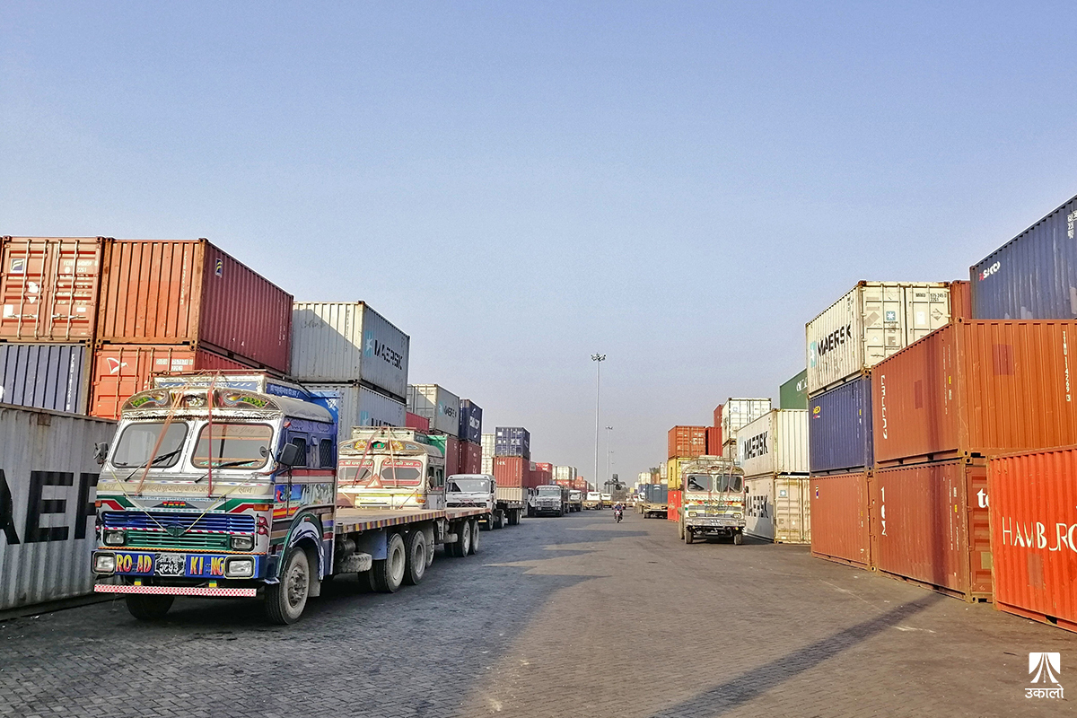 कुल निर्यातमा भटमास तेलको हिस्सा एक तिहाइ, ९ महिनामा साढे ६२ अर्बको निकासी