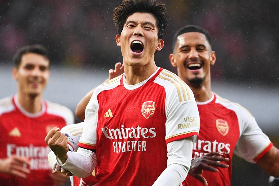 प्रिमियर लिगमा आर्सनलद्वारा सेफिल्ड युनाइटेड ५–० गोल अन्तरले पराजित