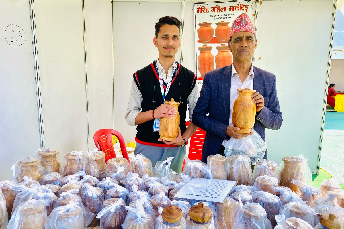 भारतीयको रोजाइमा सिन्की, नेपाली हस्तकला र विजयसालका भाँडा