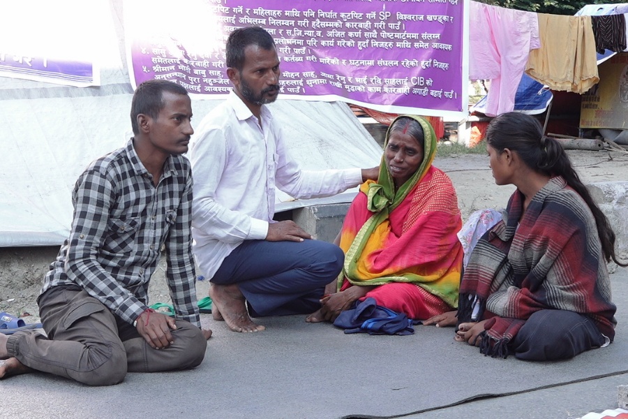 आरती साहका श्रीमान‍्लाई थुनामा पठाउन आदेश, पीडित परिवारले धर्ना जारी राख्ने 