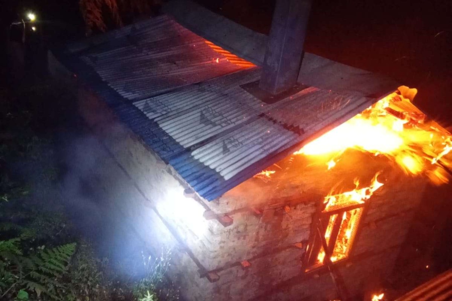 गोरखाको धार्चेमा आगलागी हुँदा दुई जनाको मृत्यु