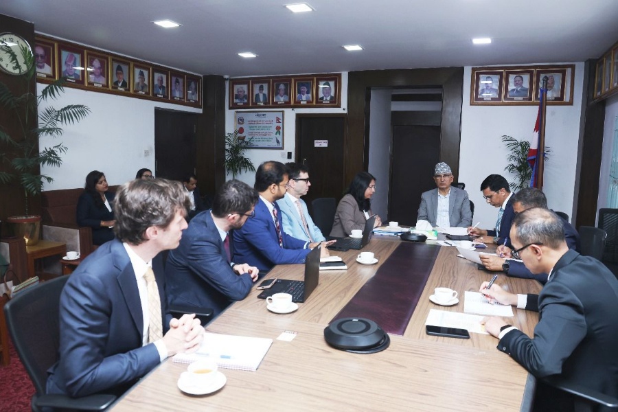 अर्थमन्त्री पौडेल र आईएमएफ मिसन प्रमुखबीच शिष्टाचार भेटवार्ता