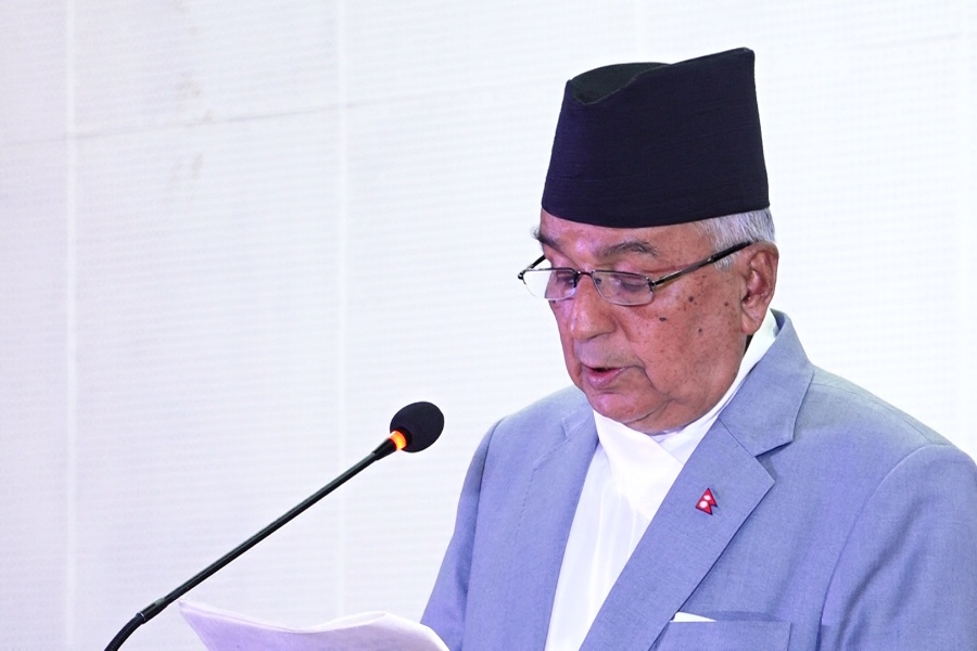 जनआन्दोलनका उपलब्धि कमजोर बनाउने काम नहोस् भन्नेमा सचेत हुनुपर्छः राष्ट्रपति