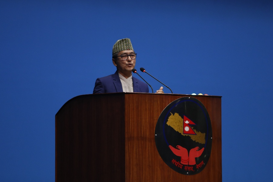 विद्युतीय सवारीसाधनको भन्सार पूर्ण रूपमा निःशुल्क गर्नुपर्छ : राजेन्द्र लिङ्देन