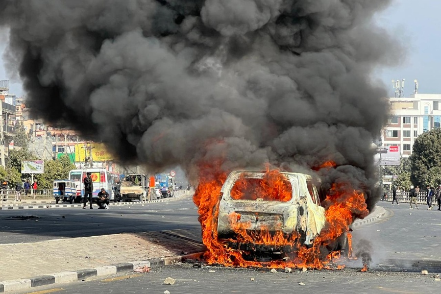 बालकुमारीमा प्रहरीको गोली लागेर एक जनाकाे मृत्यु, एकको उपचार हुँदै
