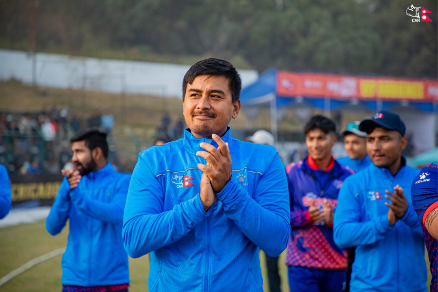 ज्ञानेन्द्र मल्लले १८ वर्षपछि थन्काए ब्याट