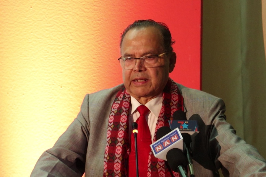 म सर्प पाल्दिनँ, भैँसी–बाख्रा पाल्न छोडेँ : झलनाथ खनाल