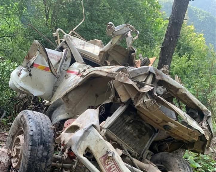 पाल्पामा भएको दुर्घटनामा गाडीधनीसहित २ जनाको मृत्यु, १ घाइते