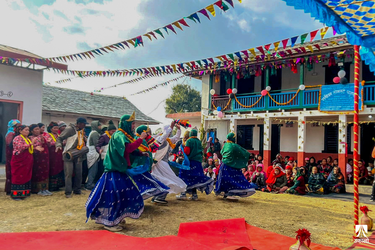 पुरुष नै महिला बनेर नाच्ने मारुनी, जन्मदेखि मृत्यु संस्कारसम्मै  