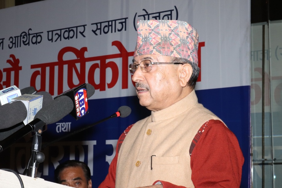 लोकतान्त्रिक शासन व्यवस्थाको विकल्प छैन: कार्यवाहक प्रधानमन्त्री 