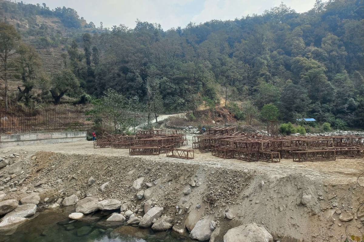 कास्की र पर्वत जोड्ने भुरुङ्दीखोला मोटरेबल पुल ९ वर्षदेखि अलपत्र