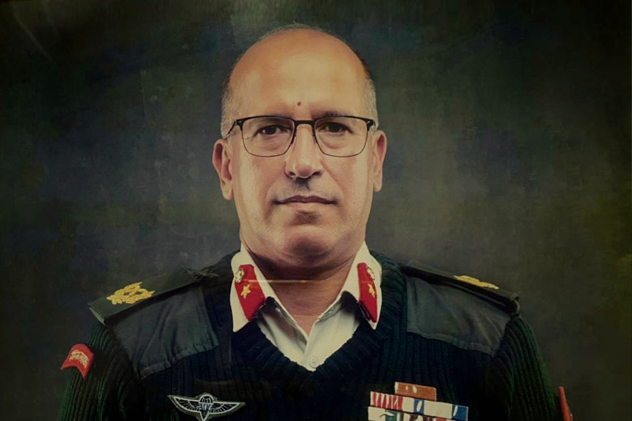 प्रधानसेनापति वा रक्षामन्त्रीसँग भेट नदिएसम्म उपरथी शाही ‘भोक हड्ताल’मा बस्ने