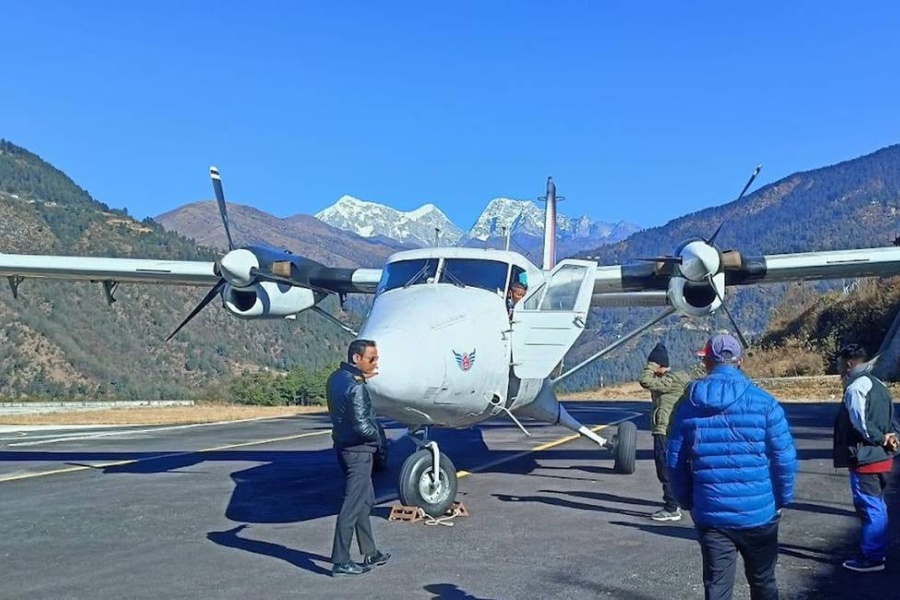 फाप्लु विमानस्थलमा १७ दिनपछि उडान