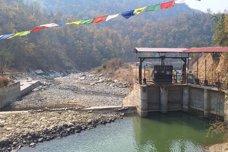 जलविद्युत् आयोजनाले पानी नछाडि दिँदा किसानलाई चैते धान रोप्न समस्या